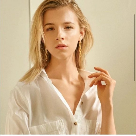 Chain Drop Earrings - Picture 5 of 7